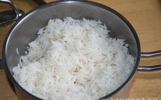 Перец фаршированный мясом и рисом — пошаговый рецепт приготовления с фото и видео